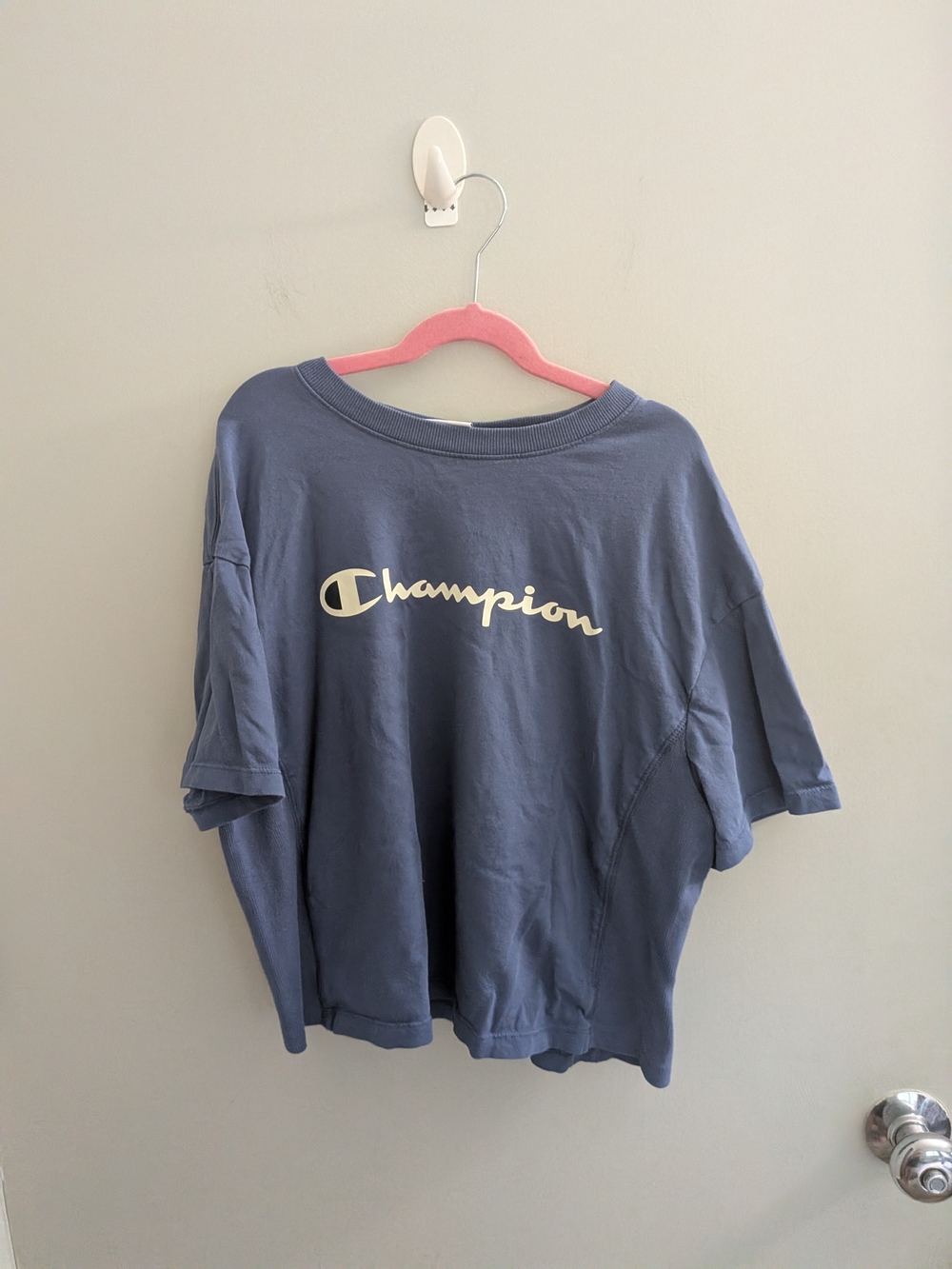 Champion Blue Women's XS Script Cropped Logo Tee EUC Summer Athletic Gym Workout